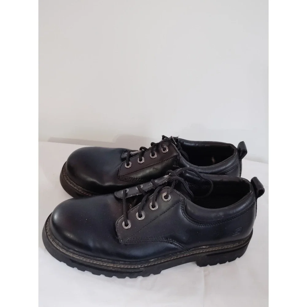 Skechers steel toe